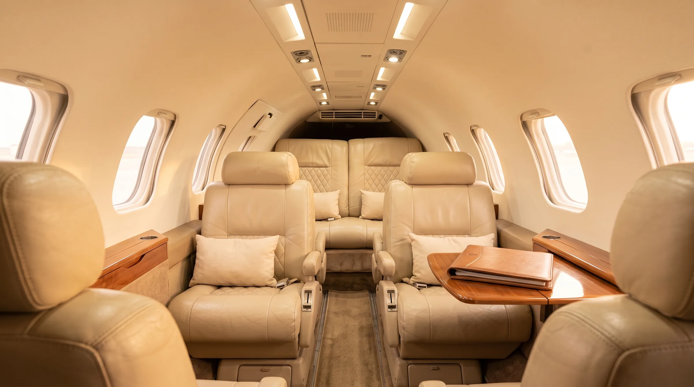 Cabina del Learjet 45 XR