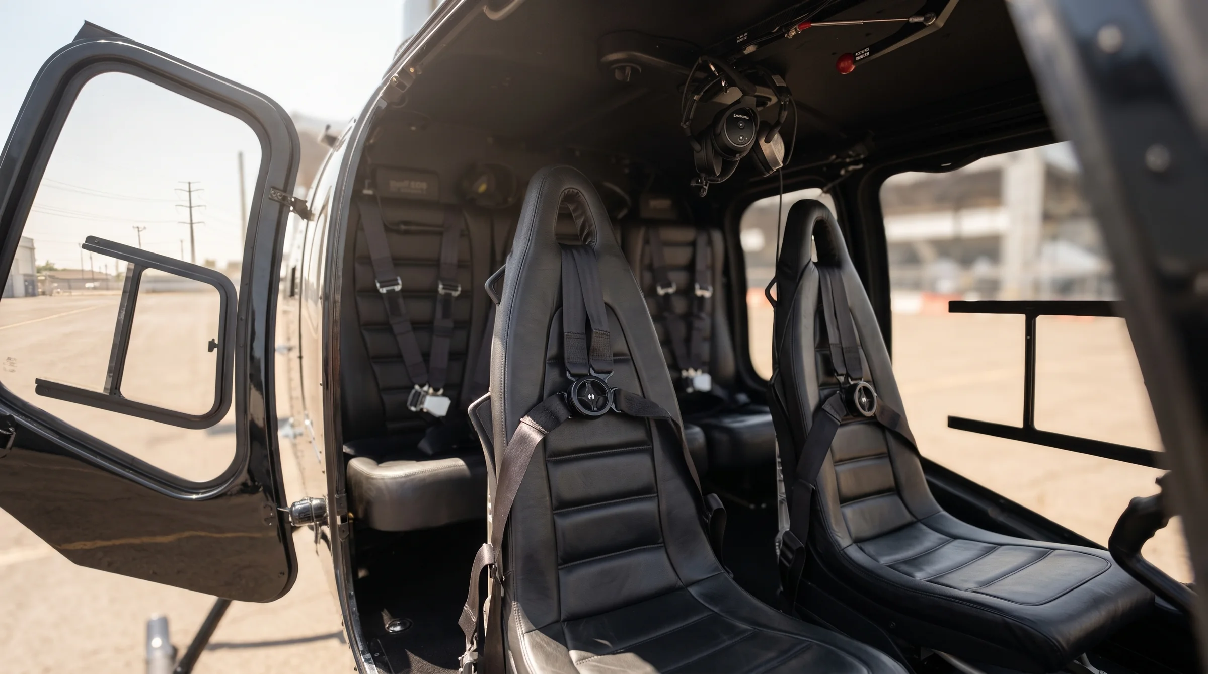 Cabina del helicóptero Bell 505